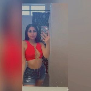 Meet your Posher, Laila